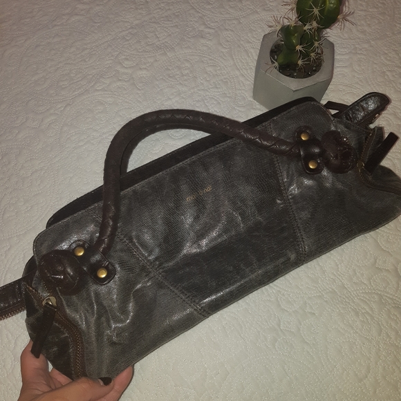 MATT AND NAT - Picture 1 of 5